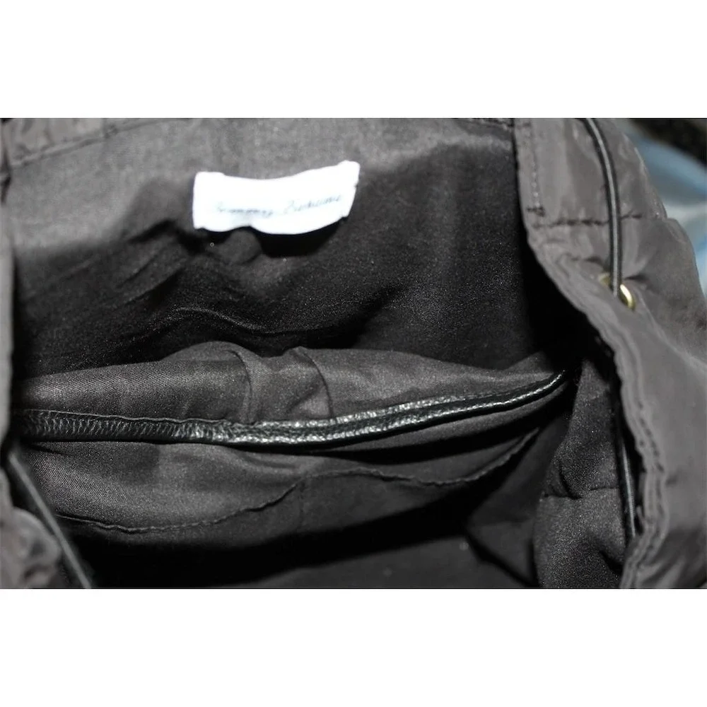 Tommy Bahama Backpack Womens Black Drawstring‎ Flap Front Zip Pocket